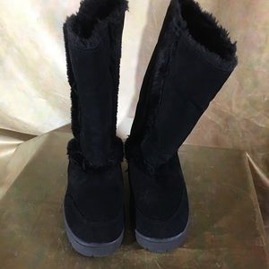 Fur lined Boots
